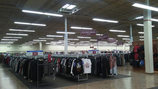 Clothing Store «Burlington Coat Factory», reviews and photos, 250 S Randall Rd, Elgin, IL 60123, USA