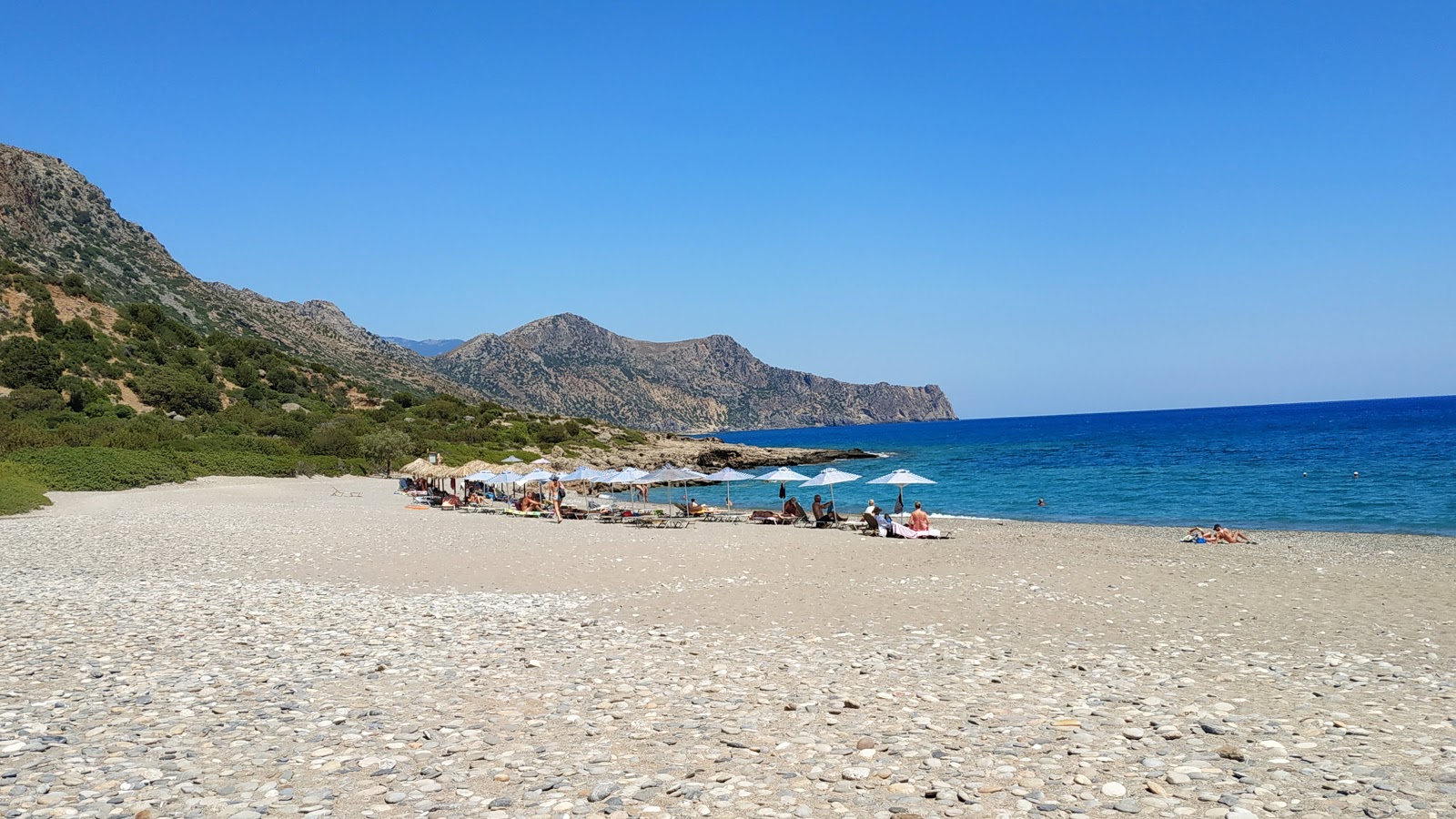 Foto von Gialiskari Strand mit sehr sauber Sauberkeitsgrad