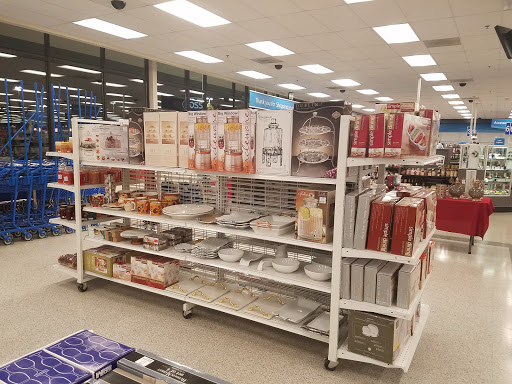 Clothing Store «Ross Dress for Less», reviews and photos, 1235 N Peachtree Pkwy, Peachtree City, GA 30269, USA