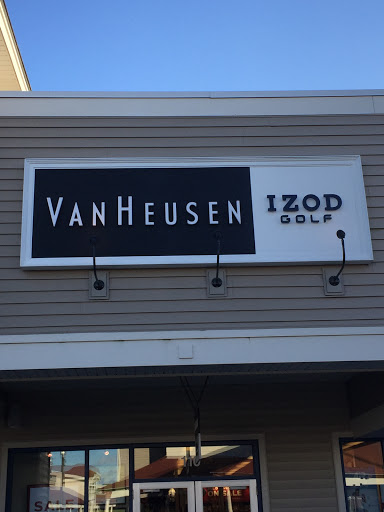 Clothing Store «Van Heusen», reviews and photos, 1 Outlet Blvd, Wrentham, MA 02093, USA