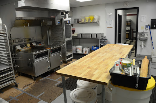 Donut Shop «Reds Donuts», reviews and photos, 60 S Jefferson St, Danville, IN 46122, USA