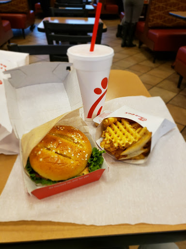 Fast Food Restaurant «Chick-fil-A», reviews and photos, 346 Metzler Dr, Castle Rock, CO 80108, USA