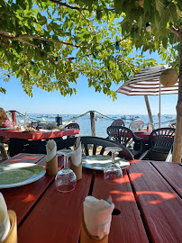 Atmosphère du Bar-restaurant à huîtres le chai-nous à Lège-Cap-Ferret - n°1
