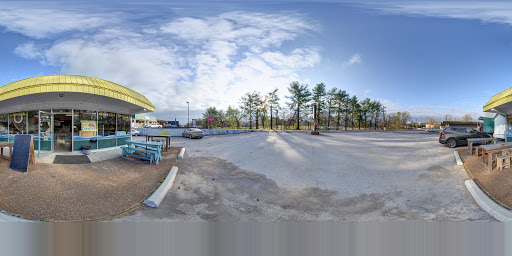 Seafood Market «Bubba Gandy Seafood Cajun Market», reviews and photos, 1328 Trotwood Ave, Columbia, TN 38401, USA