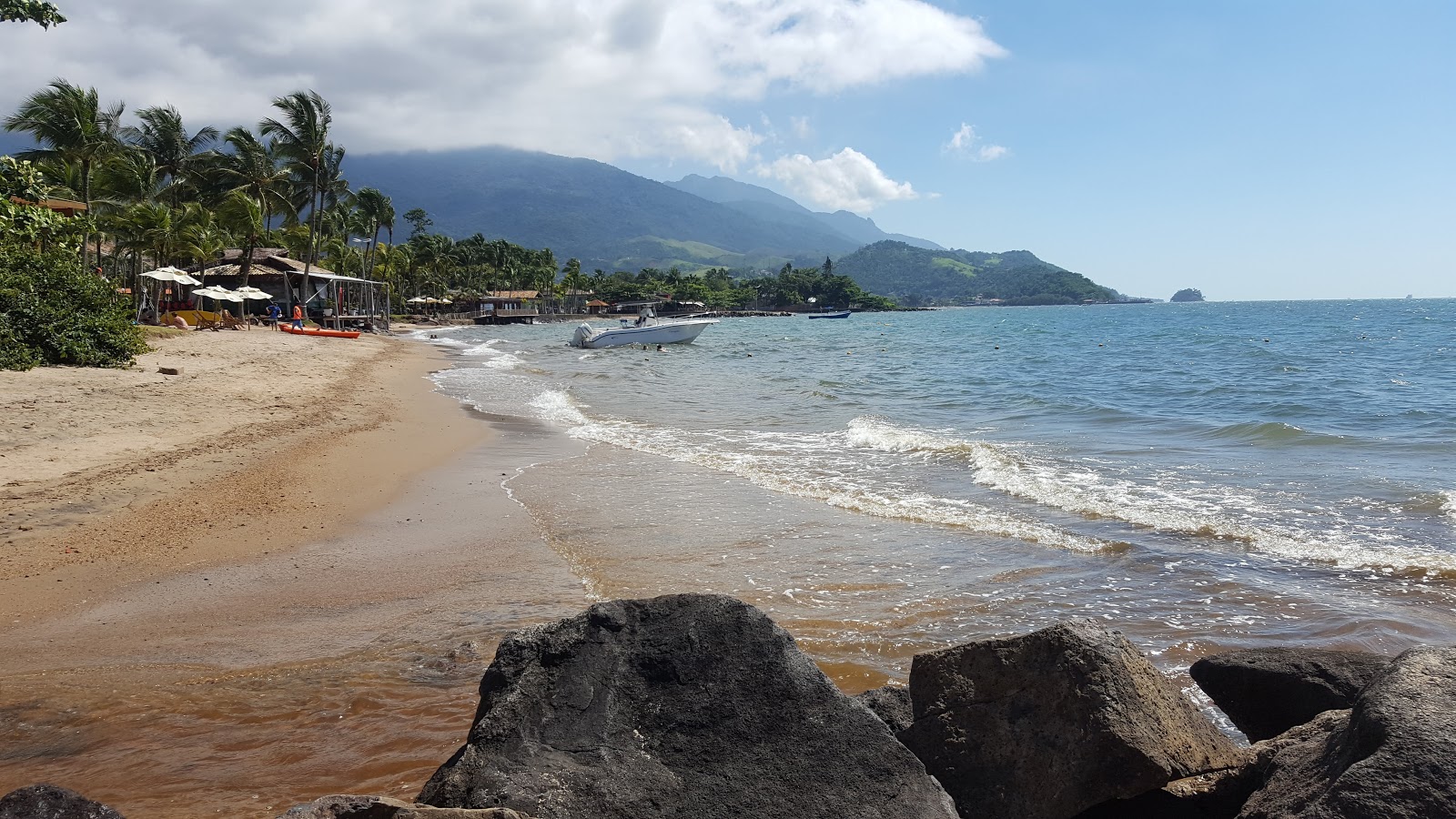 Praia Do Pereque photo #8