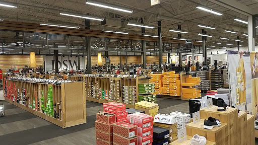 Shoe Store «DSW Designer Shoe Warehouse», reviews and photos, 4345 U.S. 9, Freehold, NJ 07728, USA