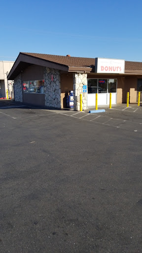 Donut Shop «We Donut Shop», reviews and photos, 2207 Scenic Dr, Modesto, CA 95355, USA