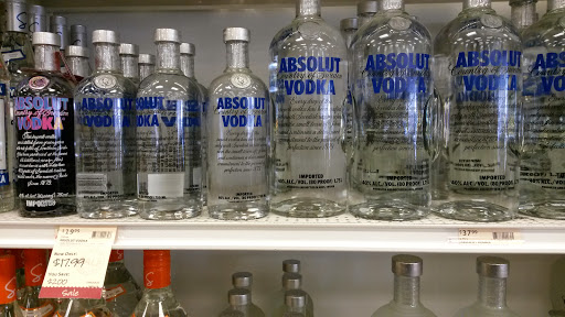 State Liquor Store «Fine Wine & Good Spirits Premium Collection», reviews and photos, 3718 Easton-Nazareth Hwy, Easton, PA 18045, USA