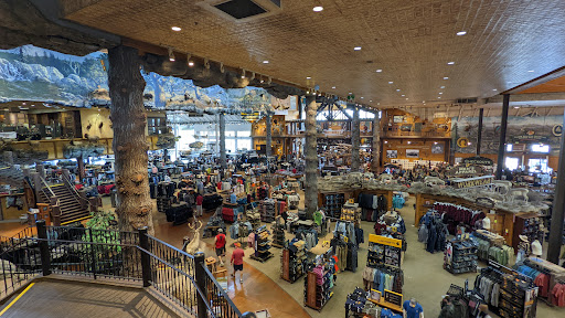 Sporting Goods Store «Bass Pro Shops», reviews and photos, 7777 Victoria Gardens Ln, Rancho Cucamonga, CA 91739, USA