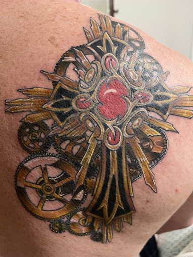 Explore mom memorial tattoo ideas, creative tattoo ideas in Anniston, available at Lucid Dreams Tattoos and Piercings