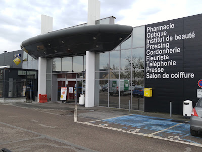 Super U et Drive à Serqueux