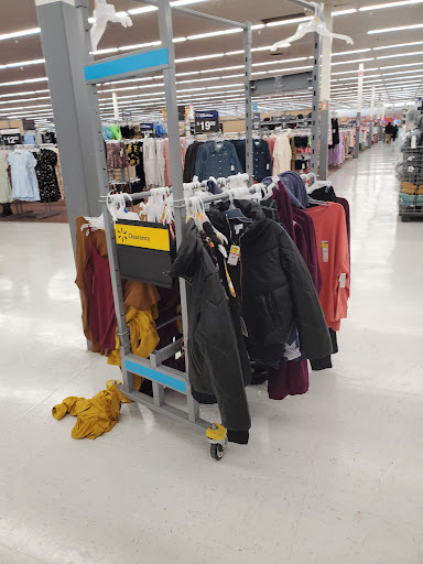 Department Store «Walmart Supercenter», reviews and photos, 8300 E 96th St, Fishers, IN 46037, USA