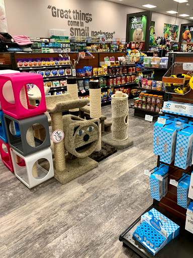 Pet Supply Store «Pet Supermarket, Inc.», reviews and photos, 9294 Kingston Pike, Knoxville, TN 37922, USA