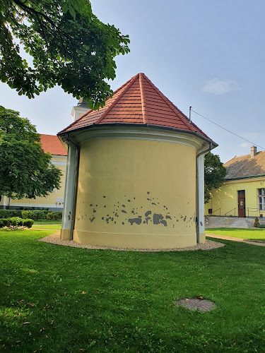 Diósd, Szent István tér 4, 2049 Magyarország