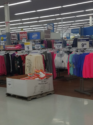 Discount Store «Walmart», reviews and photos, 3300 Crain Hwy, Bowie, MD 20716, USA