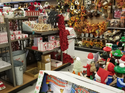 Home Goods Store «Tuesday Morning», reviews and photos, 118 W 21st St, Norfolk, VA 23517, USA