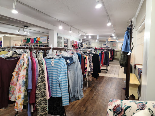 Thrift Store «Re-Uzit Shop of New Holland», reviews and photos, 707 W Main St, New Holland, PA 17557, USA