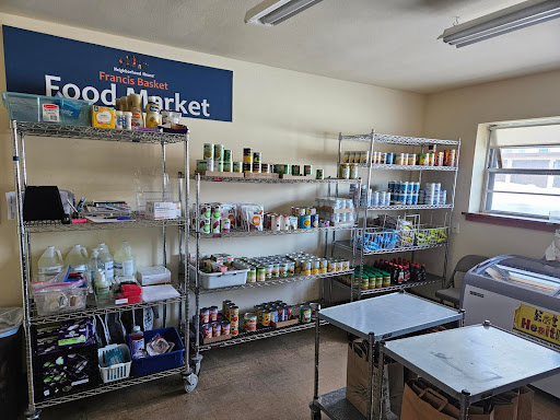 Francis Basket Food Market