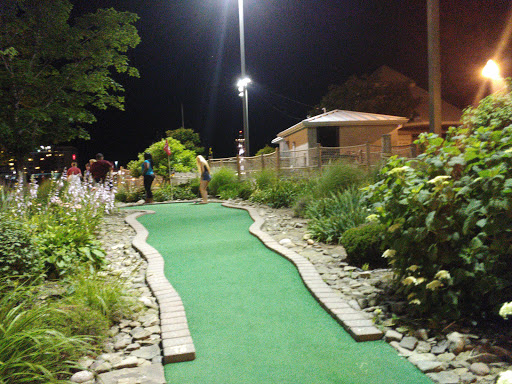 Miniature Golf Course «Harbor View Miniature Golf», reviews and photos, 36 State St, Erie, PA 16507, USA