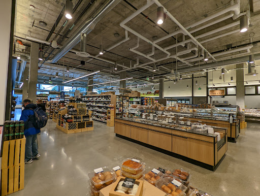 Natural Foods Store «PCC Natural Markets - Kirkland», reviews and photos, 10718 NE 68th St, Kirkland, WA 98033, USA