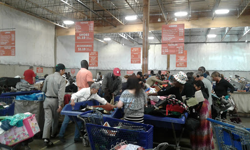 Thrift Store «Goodwill Outlet», reviews and photos, 1765 6th Ave S, Seattle, WA 98134, USA