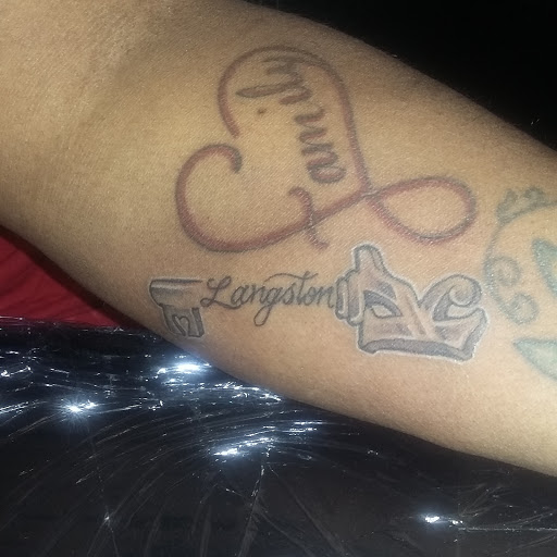 Tattoo Shop «hollywood ink», reviews and photos, 809 S Danny Thomas Blvd, Memphis, TN 38126, USA
