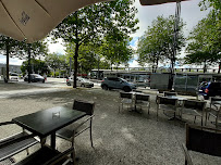 Atmosphère du Restaurant Brasserie BHV à Brest - n°6