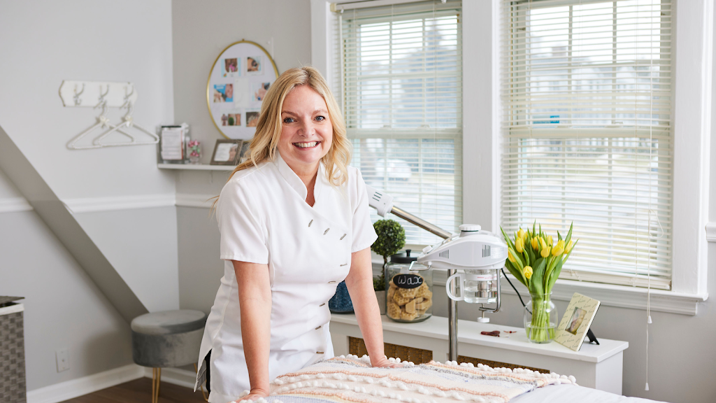 Lil Brit of Wax and Facials 06820
