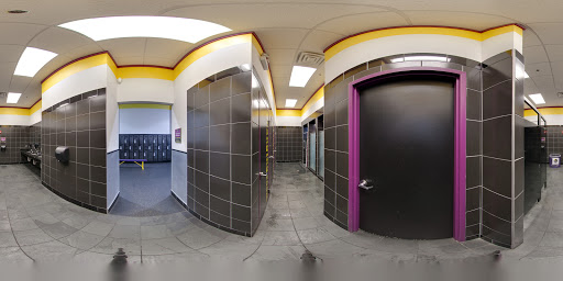 Gym «Planet Fitness - Chicago (Little Village), IL», reviews and photos, 2558 W Cermak Rd, Chicago, IL 60608, USA