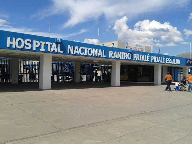 Opiniones de Hospital Ramiro Priale Priale en Huancayo - Médico