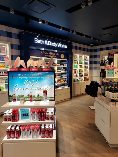 Shopping Mall «CoolSprings Galleria», reviews and photos, 1800 Galleria Blvd, Franklin, TN 37067, USA