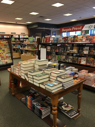 Book Store «Barnes & Noble», reviews and photos, 1 Worcester Rd, Framingham, MA 01701, USA