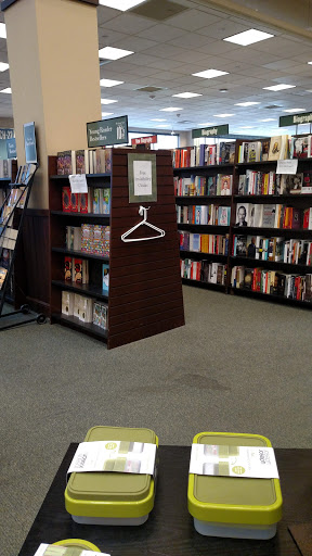 Book Store «Barnes & Noble», reviews and photos, 2518 South Rd, Poughkeepsie, NY 12601, USA