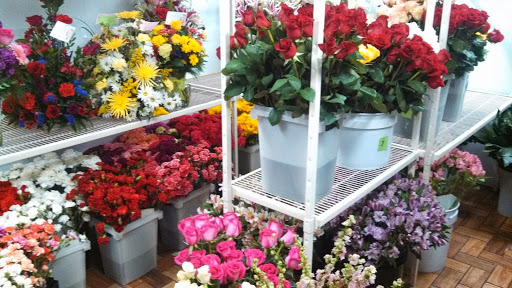 Florist «Up-Towne Flowers & Gift Shoppe», reviews and photos, 2145 W Dublin Granville Rd, Worthington, OH 43085, USA