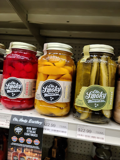 Liquor Store «Outlet Liquor», reviews and photos, 2152 George Urban Blvd, Depew, NY 14043, USA