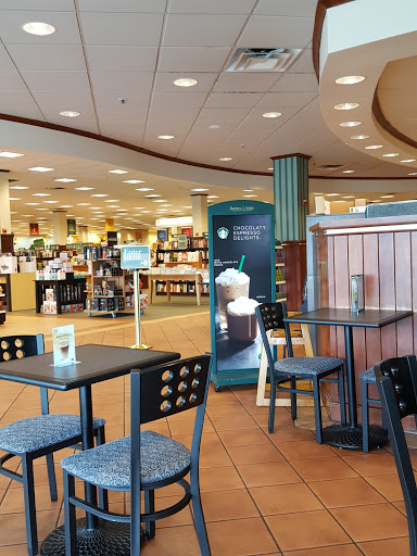 Book Store «Barnes & Noble», reviews and photos, 8117 Sudley Rd, Manassas, VA 20109, USA