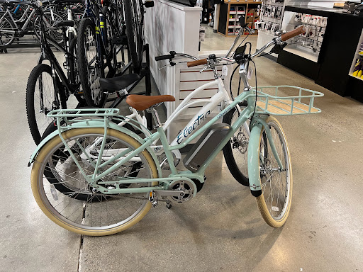 Bicycle Store «Cycle Loft», reviews and photos, 43 Middlesex Turnpike, Burlington, MA 01803, USA