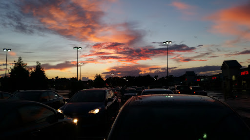 Grocery Store «Harris Teeter», reviews and photos, 3501 Oleander Dr, Wilmington, NC 28403, USA