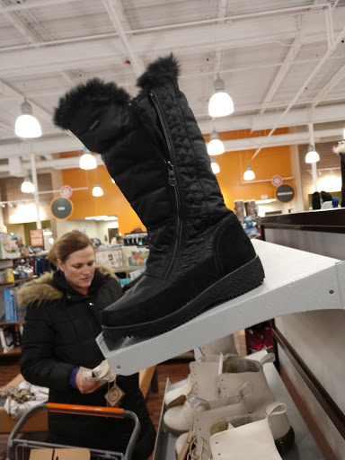 Department Store «HomeGoods», reviews and photos, 67 Newtown Rd, Danbury, CT 06810, USA