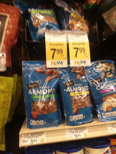 Grocery Store «Safeway», reviews and photos, 600 F St, Arcata, CA 95521, USA