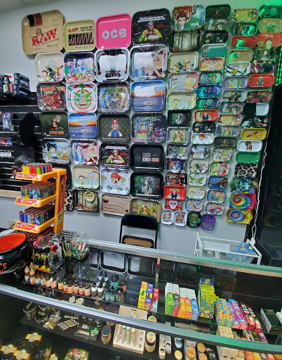 Tobacco Shop «Lifestyle Smoke Shop», reviews and photos, 712 S US Hwy 17 92, Longwood, FL 32750, USA