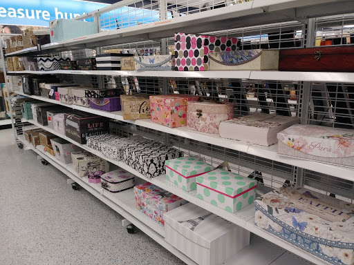 Clothing Store «Ross Dress for Less», reviews and photos, 2365 S Hwy 27, Clermont, FL 34711, USA