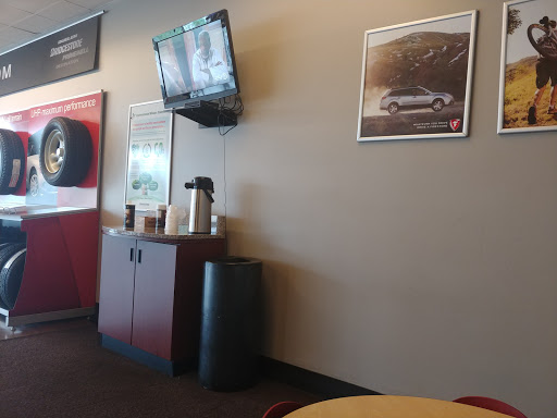 Tire Shop «Firestone Complete Auto Care», reviews and photos, 29200 Plymouth Rd, Livonia, MI 48150, USA