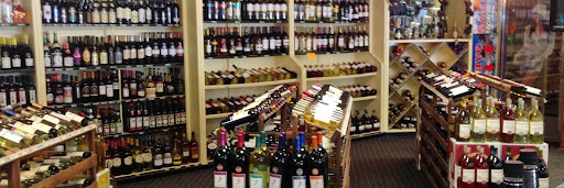 Liquor Store «Liquor Mart», reviews and photos, 415 N Tyndall Pkwy, Callaway, FL 32404, USA
