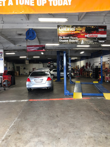 Auto Repair Shop «Unitech Auto Repair & Smog Inc», reviews and photos, 2431 Fruitridge Rd, Sacramento, CA 95822, USA