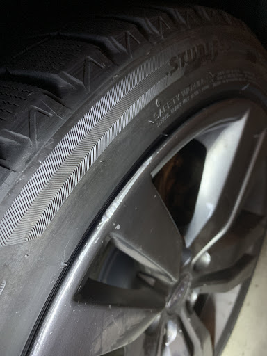 Car Dealer «Gresham Subaru», reviews and photos, 1925 E Powell Blvd, Gresham, OR 97080, USA