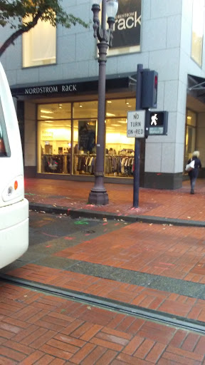 Department Store «Nordstrom Rack Downtown Portland», reviews and photos, 245 SW Morrison St, Portland, OR 97204, USA