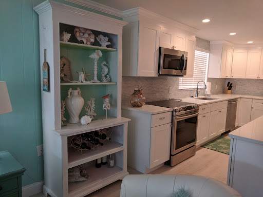 Vacation Home Rental Agency «Island Real Estate of Anna Maria Island, Inc», reviews and photos, 6101 Marina Dr, Holmes Beach, FL 34217, USA