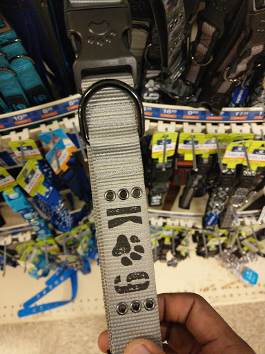 Pet Supply Store «PetSmart», reviews and photos, 131 Highlands Blvd Dr, Manchester, MO 63011, USA