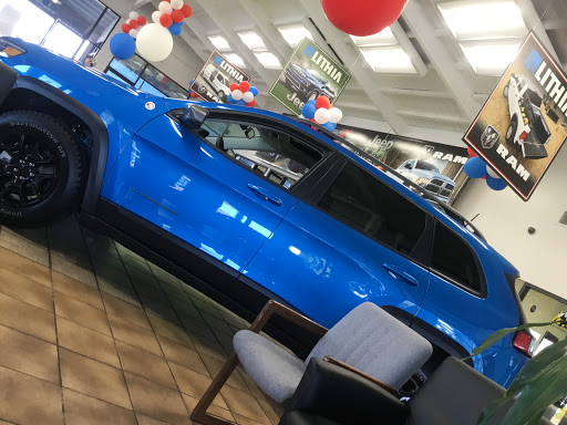 Car Dealer «Lithia Chrysler Jeep Dodge Ram of Concord», reviews and photos, 4901 Marsh Dr, Concord, CA 94520, USA